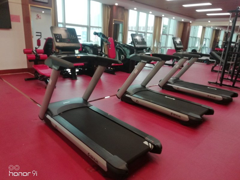 部队健身房器材-广西今年会jinnianhui体育健身器材有限公司