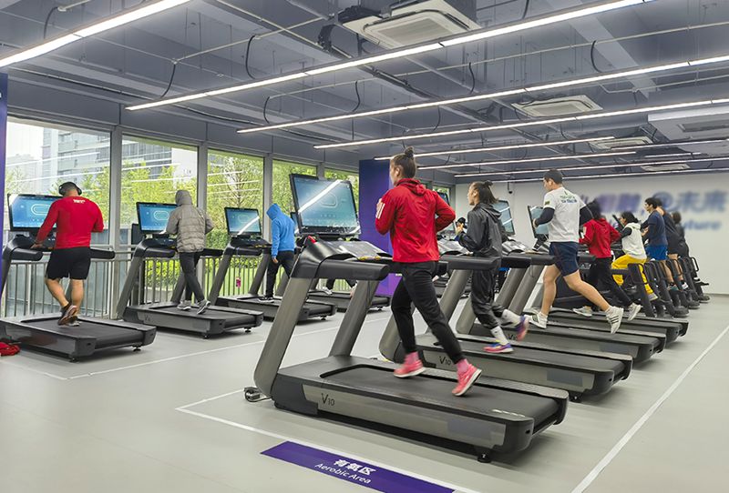 SH-T9100T高端智能跑步机 SH-T9100T高端智能跑步机